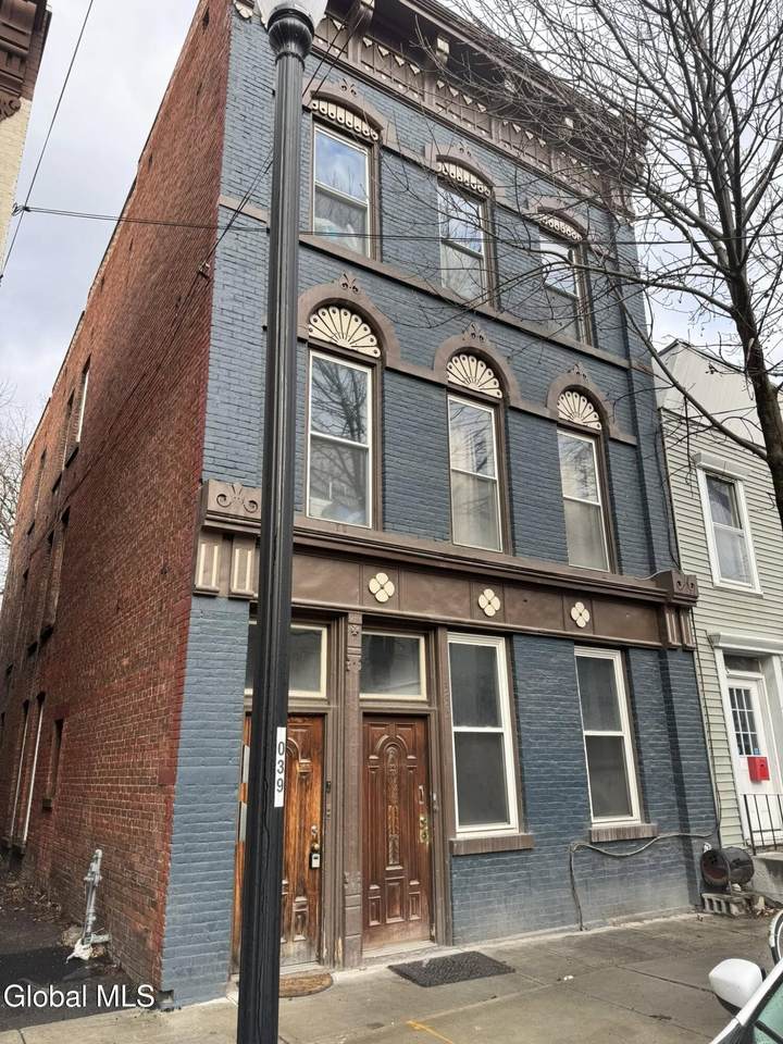 335 1st Street - Photo 1