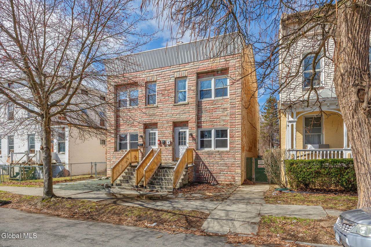 1605-1607 3rd Avenue - Photo 1