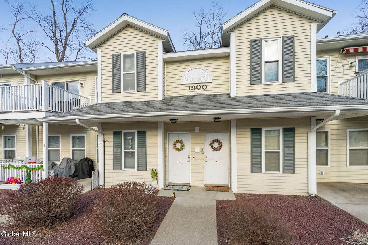 1906 Cambridge Manor Drive - Photo 1
