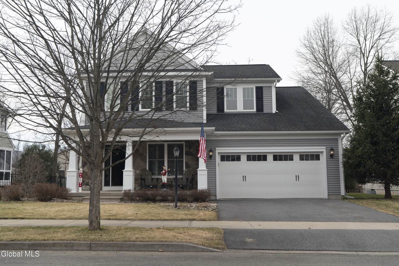 5 Maria Lane - Photo 1