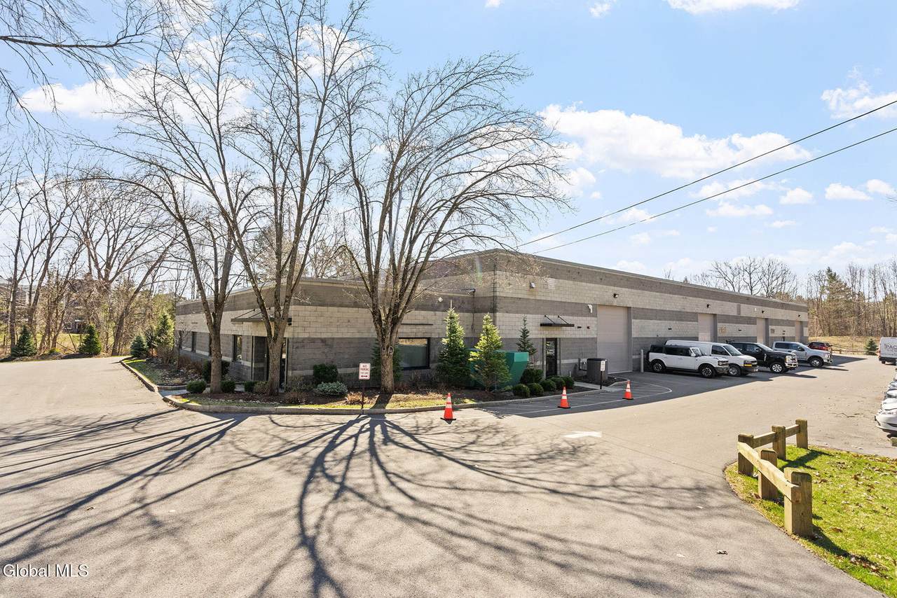 250 Excelsior Avenue - Photo 1
