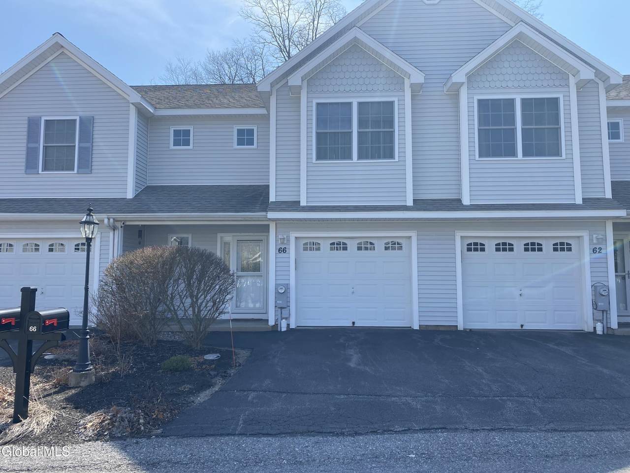 66 Cobblestone Court - Photo 1