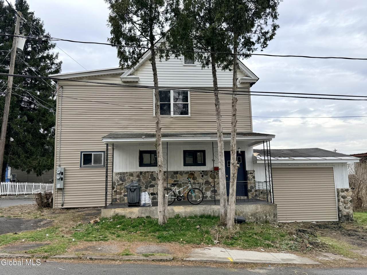 54 Arch Street - Photo 1