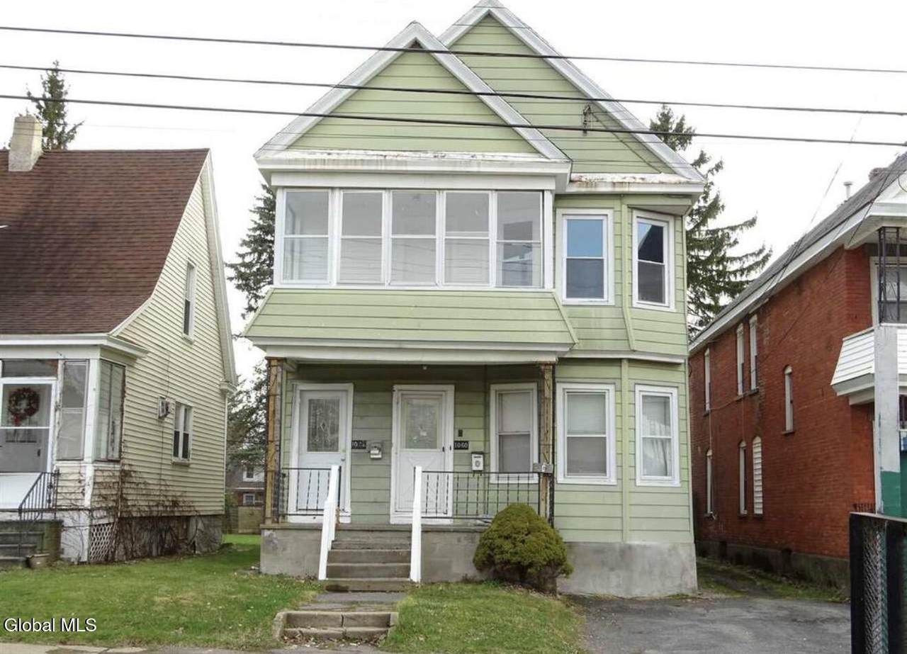1060 Raymond Street - Photo 1