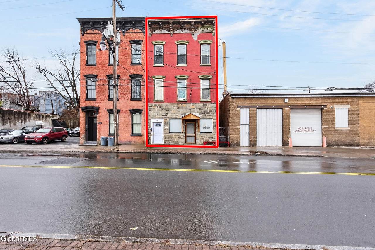 427 Pearl Street - Photo 1