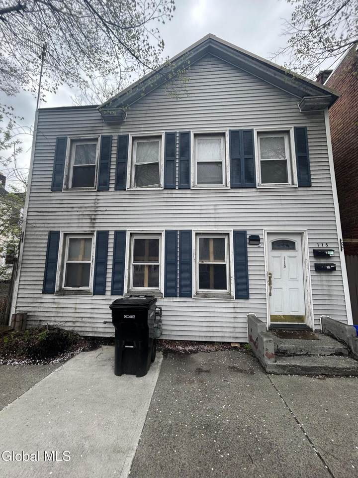 115 Hill Street - Photo 1