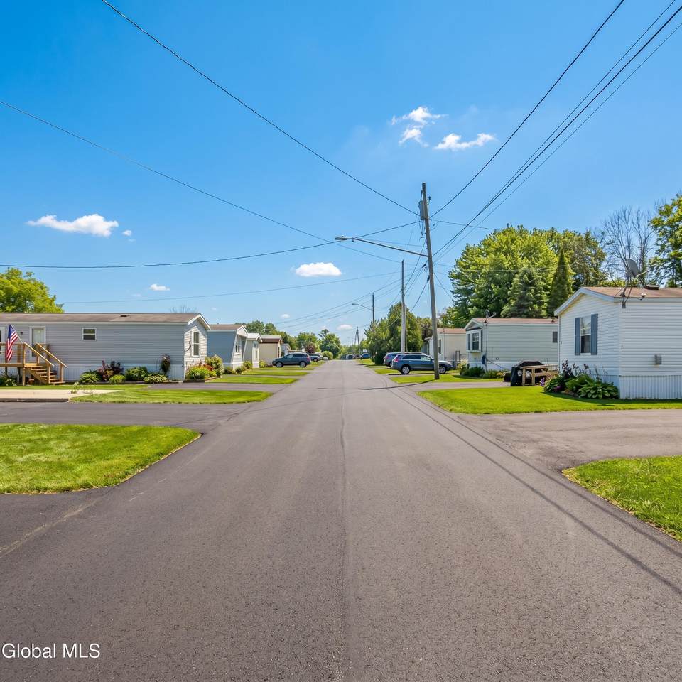 40 Meadow Lane - Photo 1