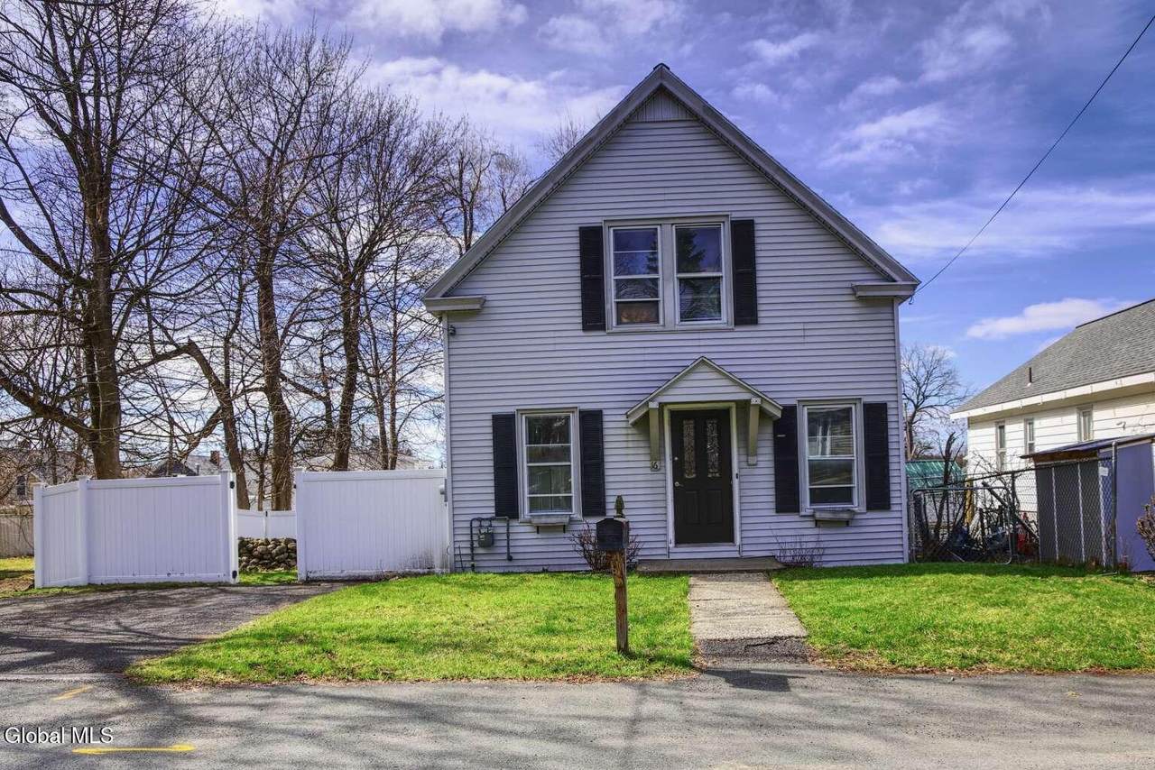 16 Kemp Avenue - Photo 1