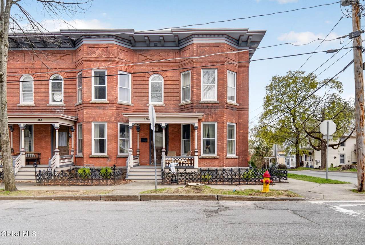 194 Grand Avenue - Photo 1
