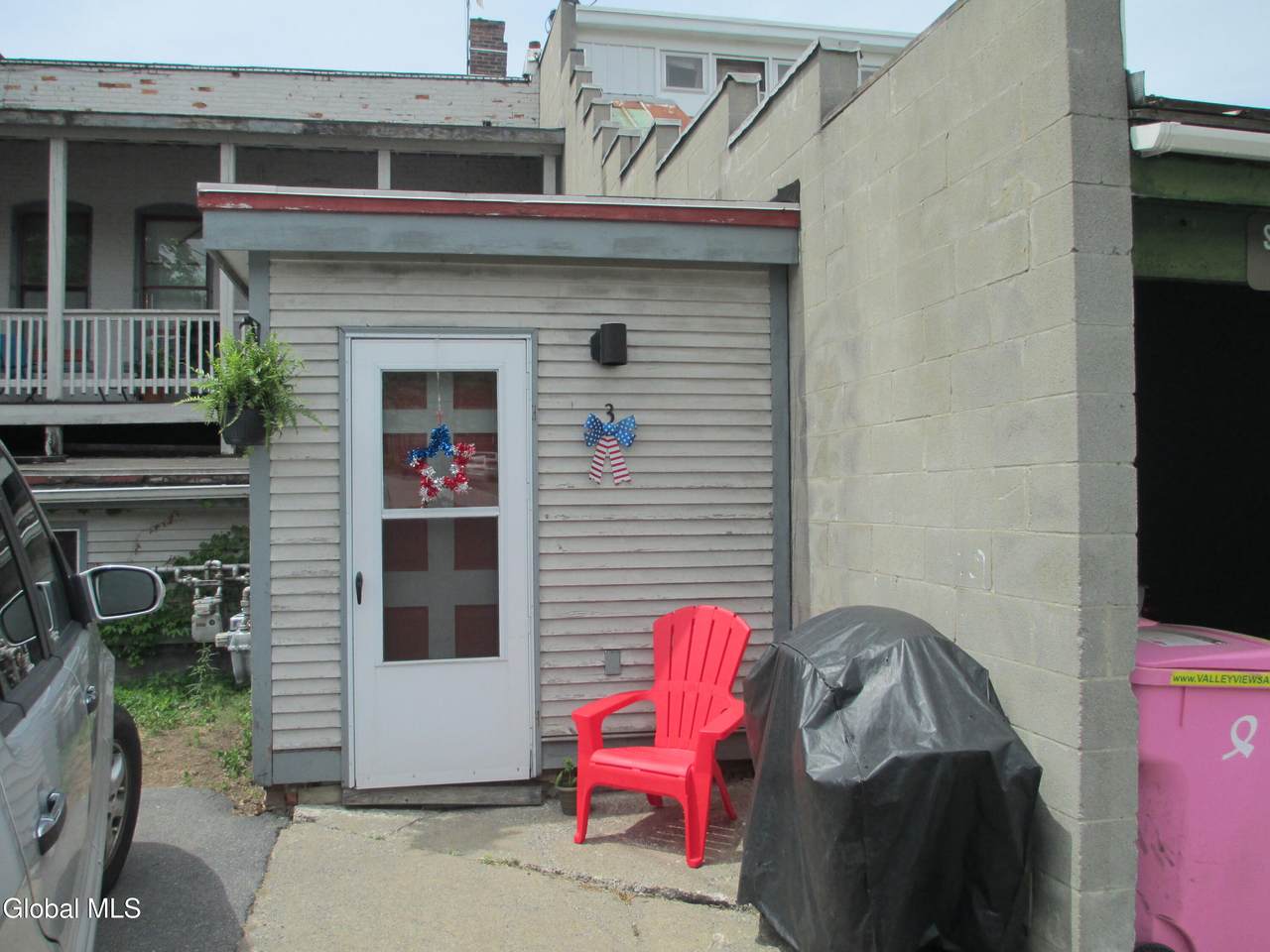 80-82 Milton Avenue - Photo 1