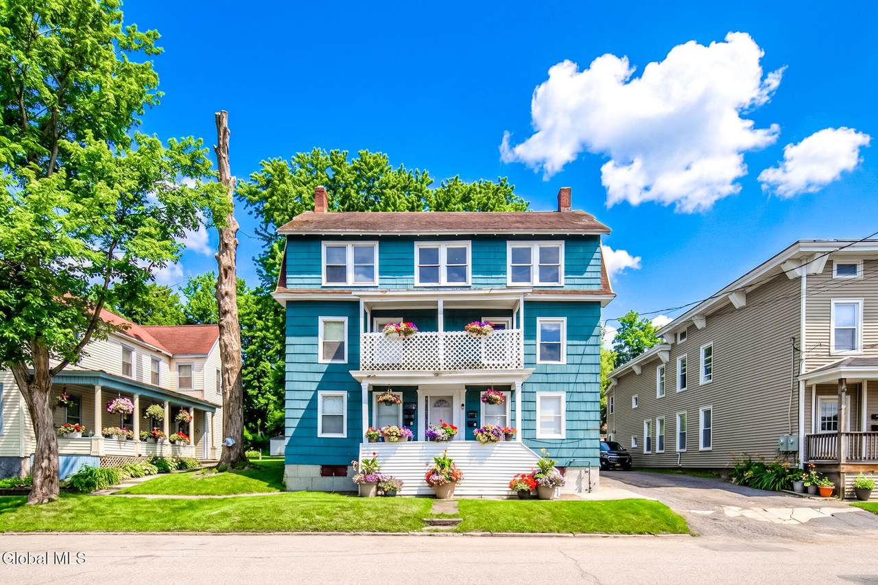 12 Hoosac Street - Photo 1