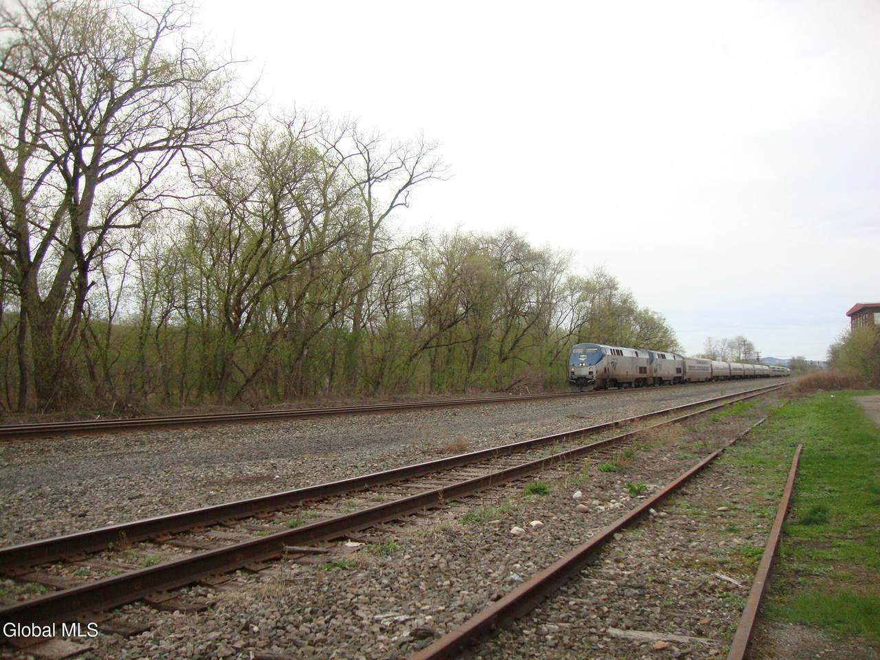 https://bt-photos.global.ssl.fastly.net/capital/1280_boomver_1_202615946-2.jpg