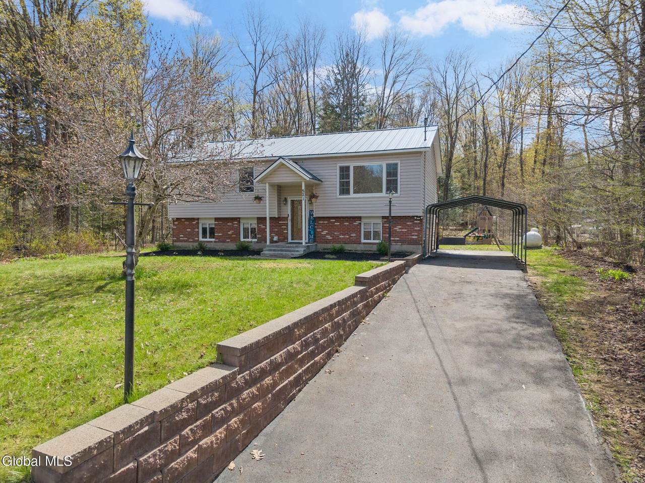 521 Creek Road - Photo 1