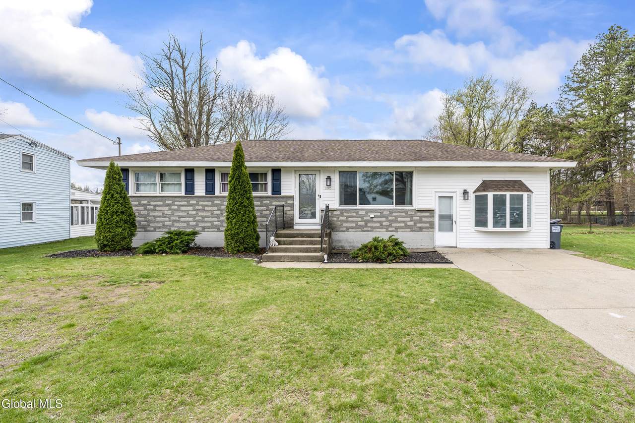 1041 St Jude Drive - Photo 1