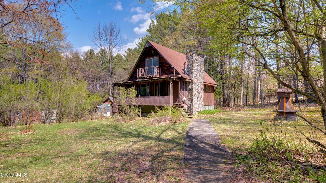138 Gifford Valley Road - Photo 1