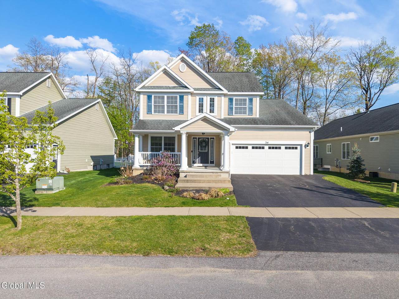 34 Lancaster Court - Photo 1