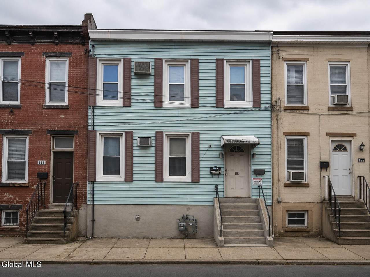 118 Adams Street - Photo 1