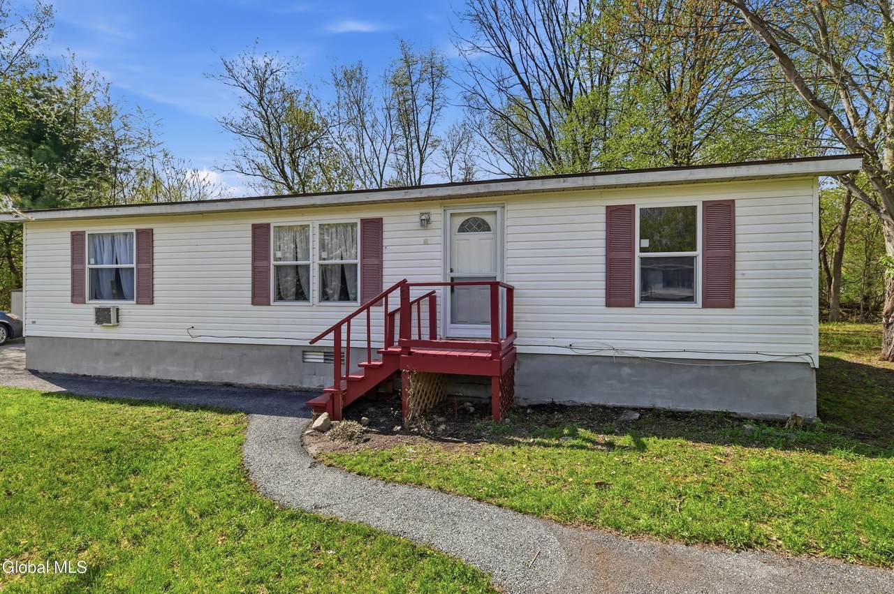 3 White Birch Lane - Photo 1