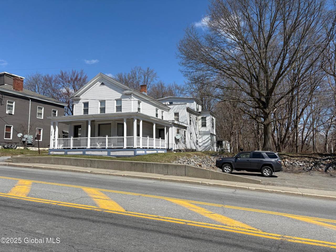 328 Milton Avenue - Photo 1