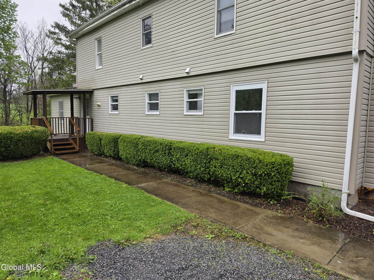 112 Carriage House Lane - Photo 1