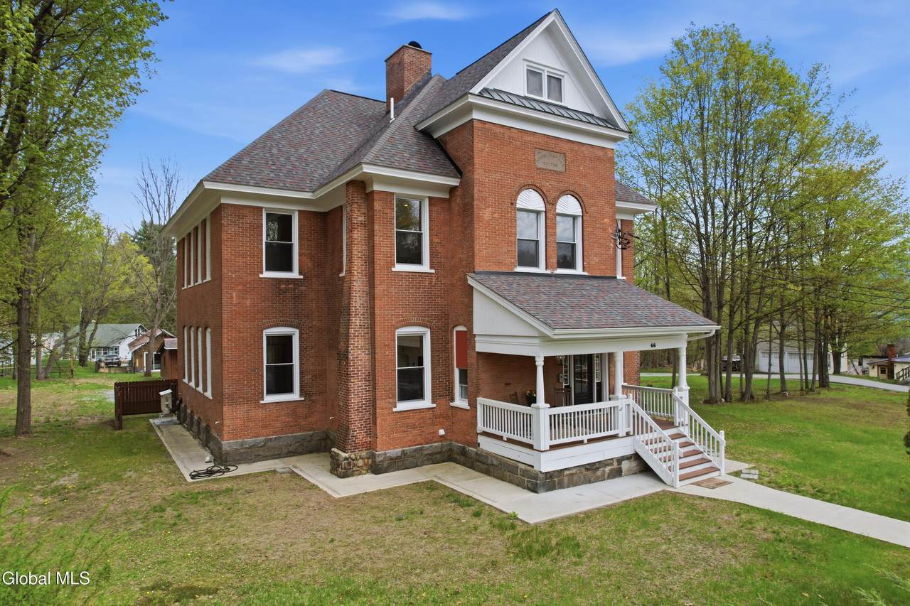66 Horicon Avenue - Photo 1