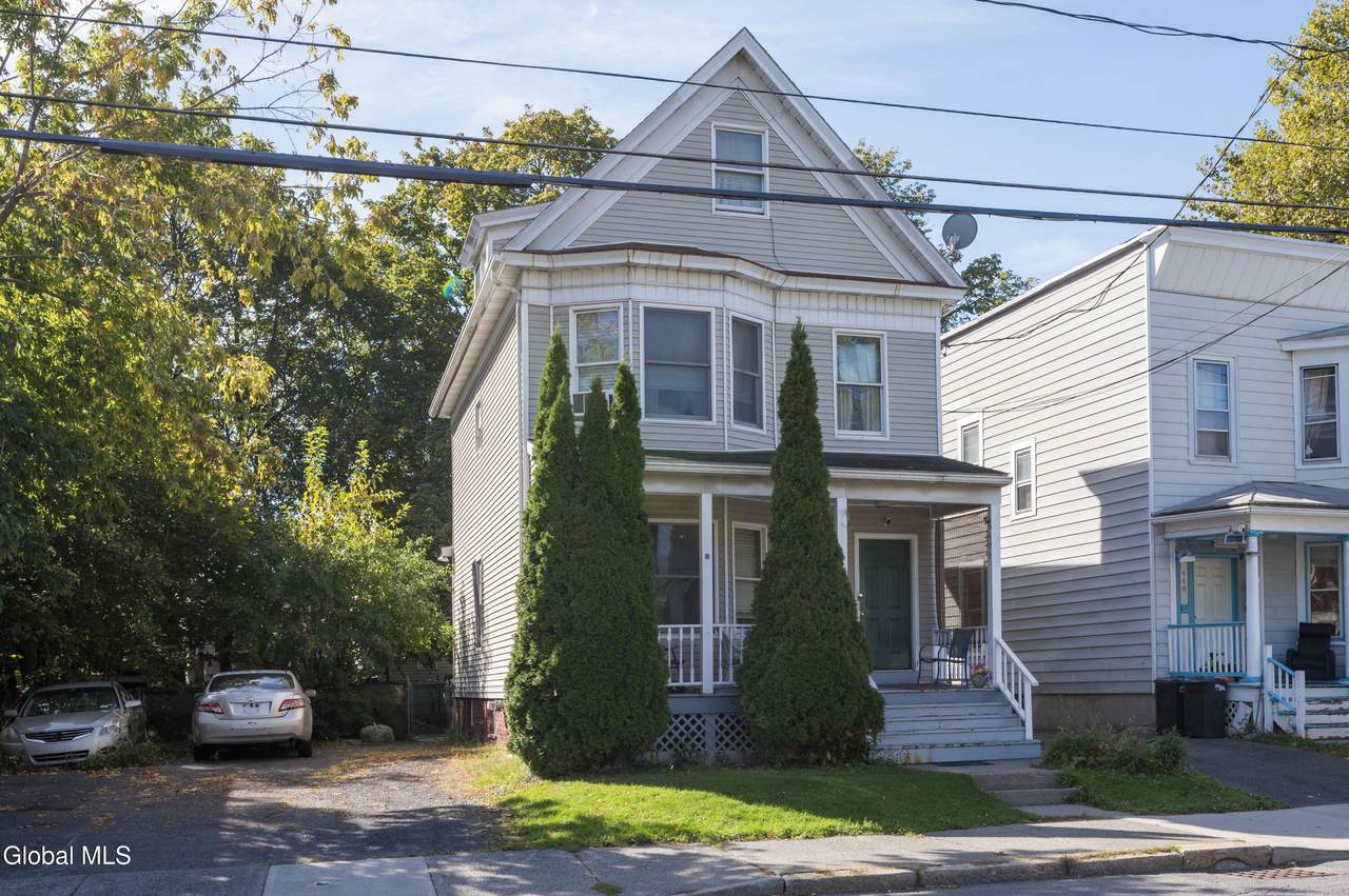 446 2nd Avenue - Photo 1