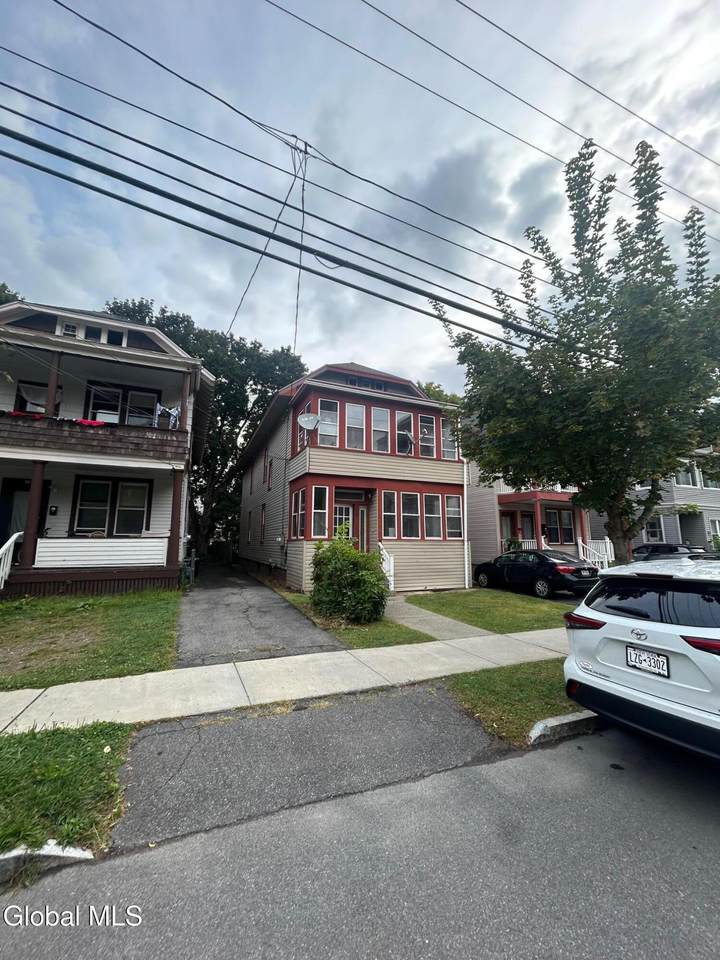 443 Myrtle Avenue - Photo 1