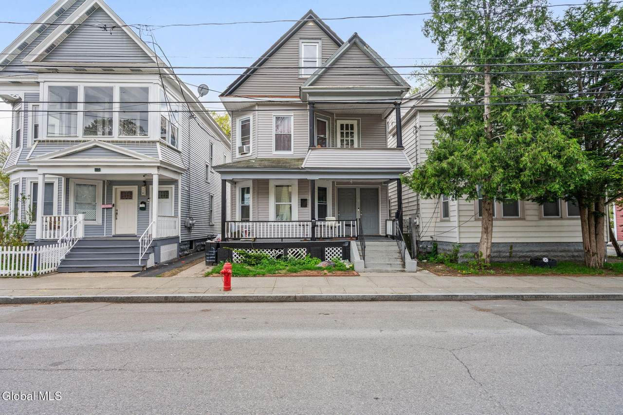 114 Victory Avenue - Photo 1