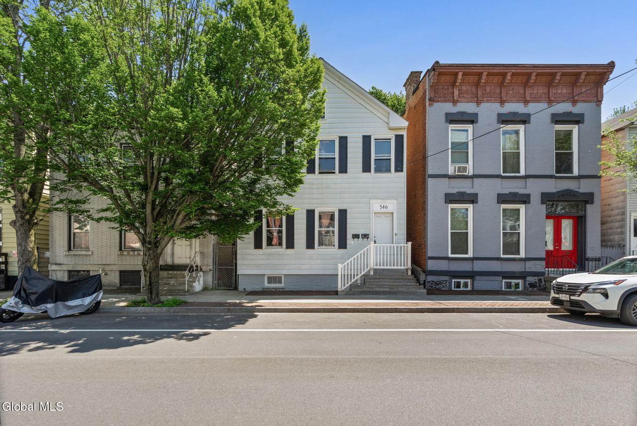 546 2nd Street - Photo 1
