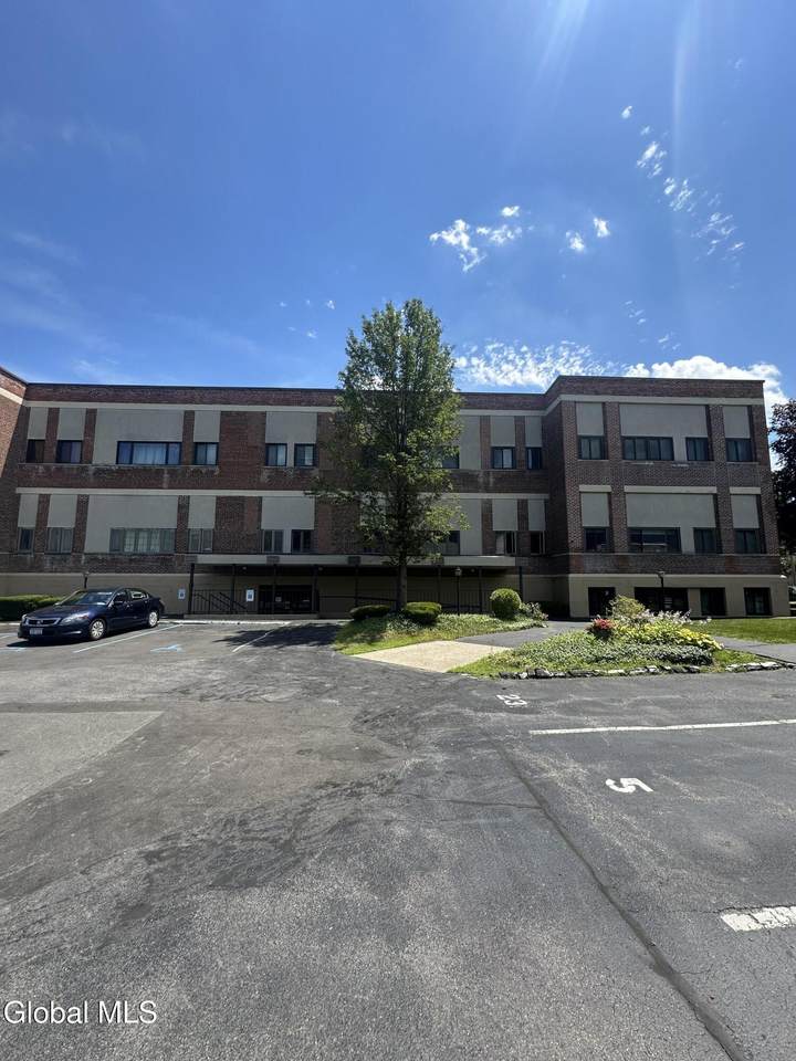 222 Ten Broeck Street - Photo 1