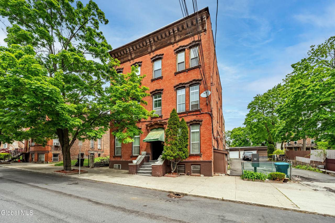 29 2nd Street - Photo 1