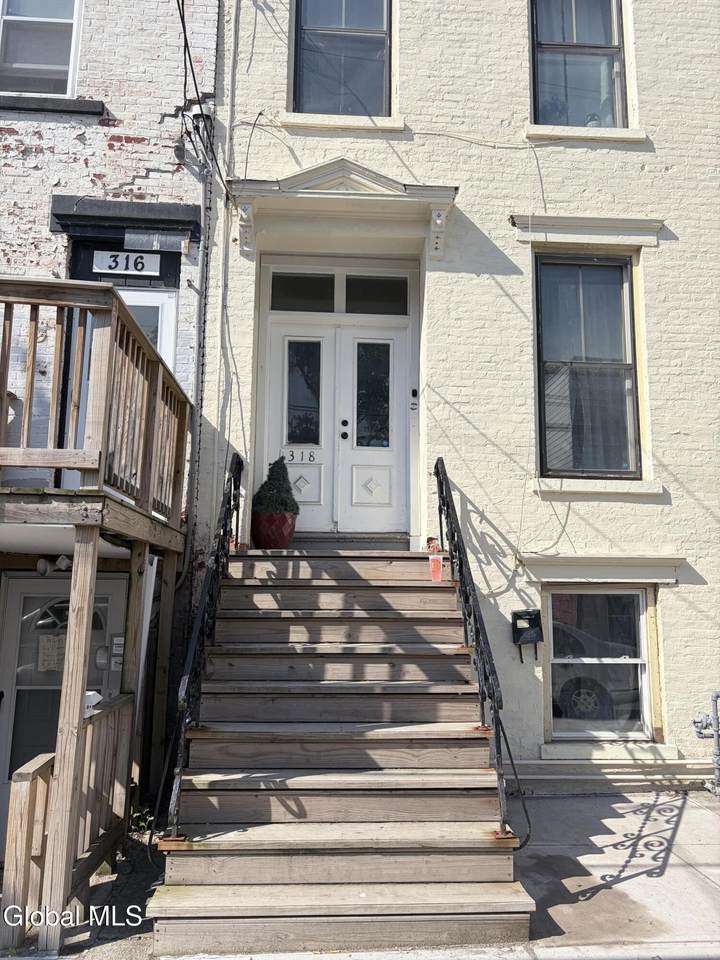 318 1st Street - Photo 1