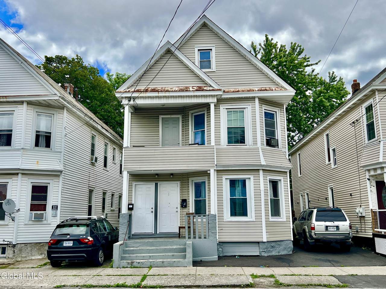 807 Craig Street - Photo 1