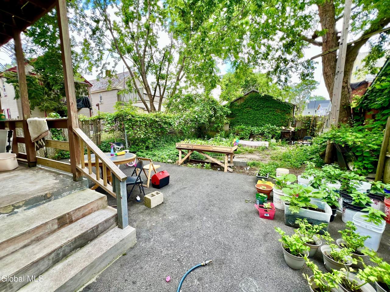 https://bt-photos.global.ssl.fastly.net/capital/1280_boomver_1_202618383-2.jpg