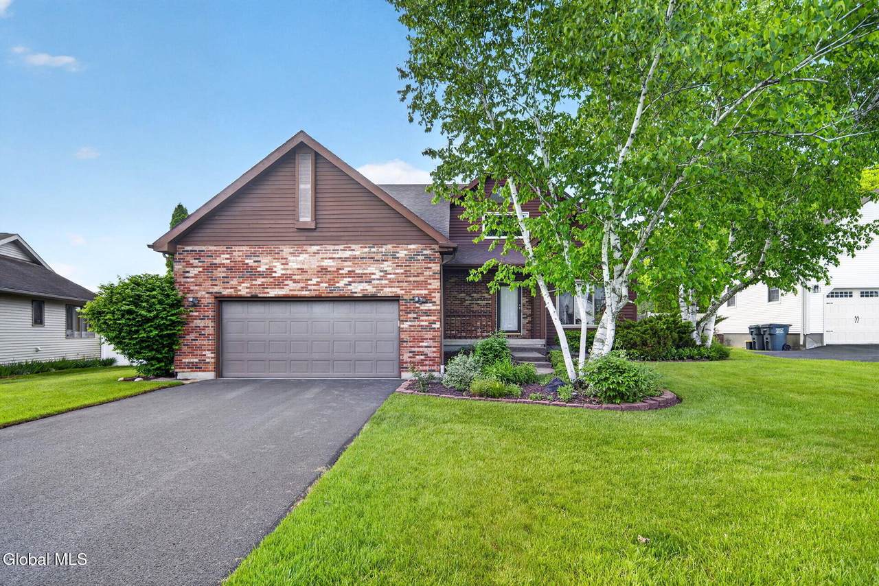 23 Rolling Hills Road - Photo 1