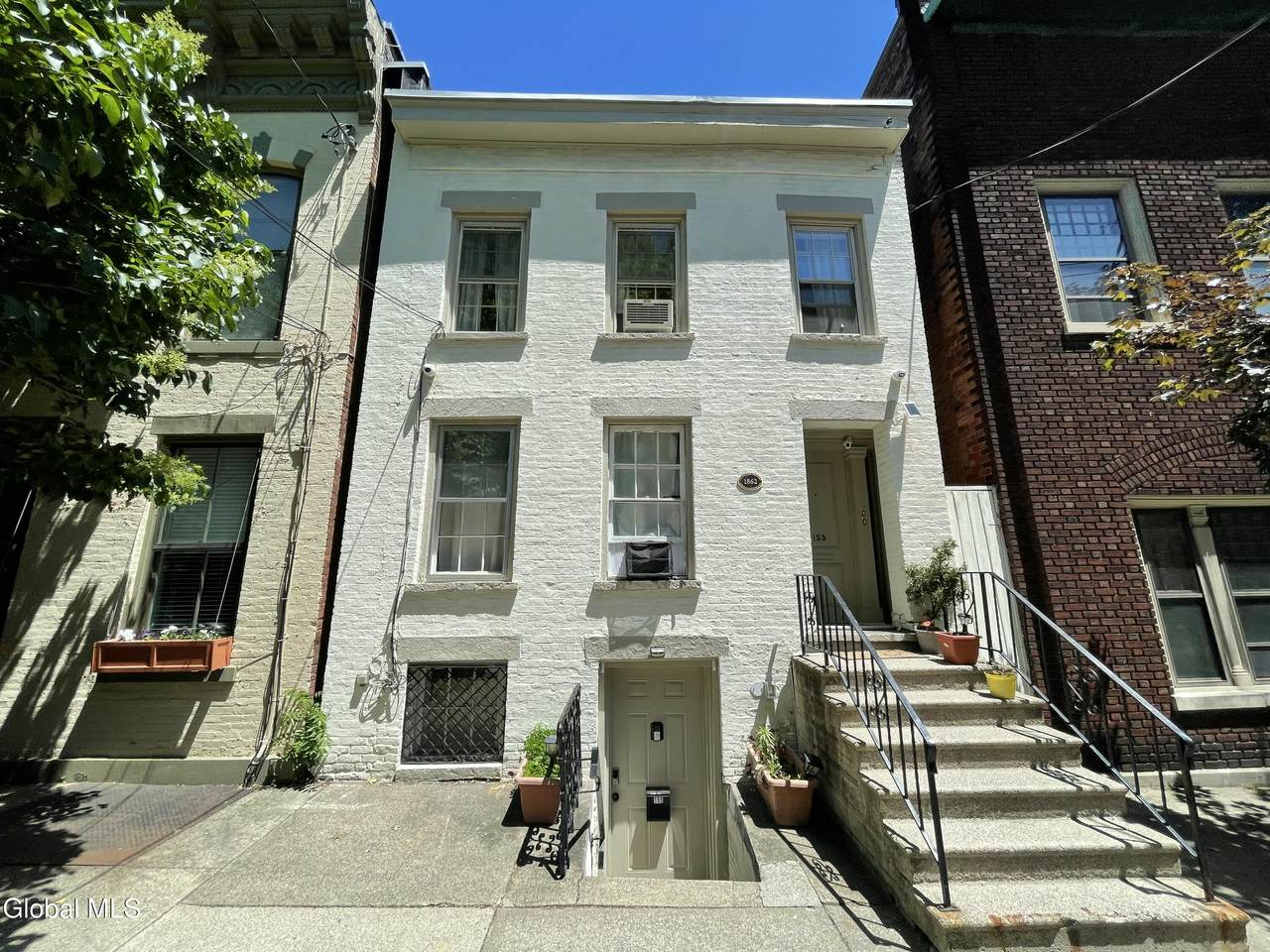155 Chestnut Street - Photo 1