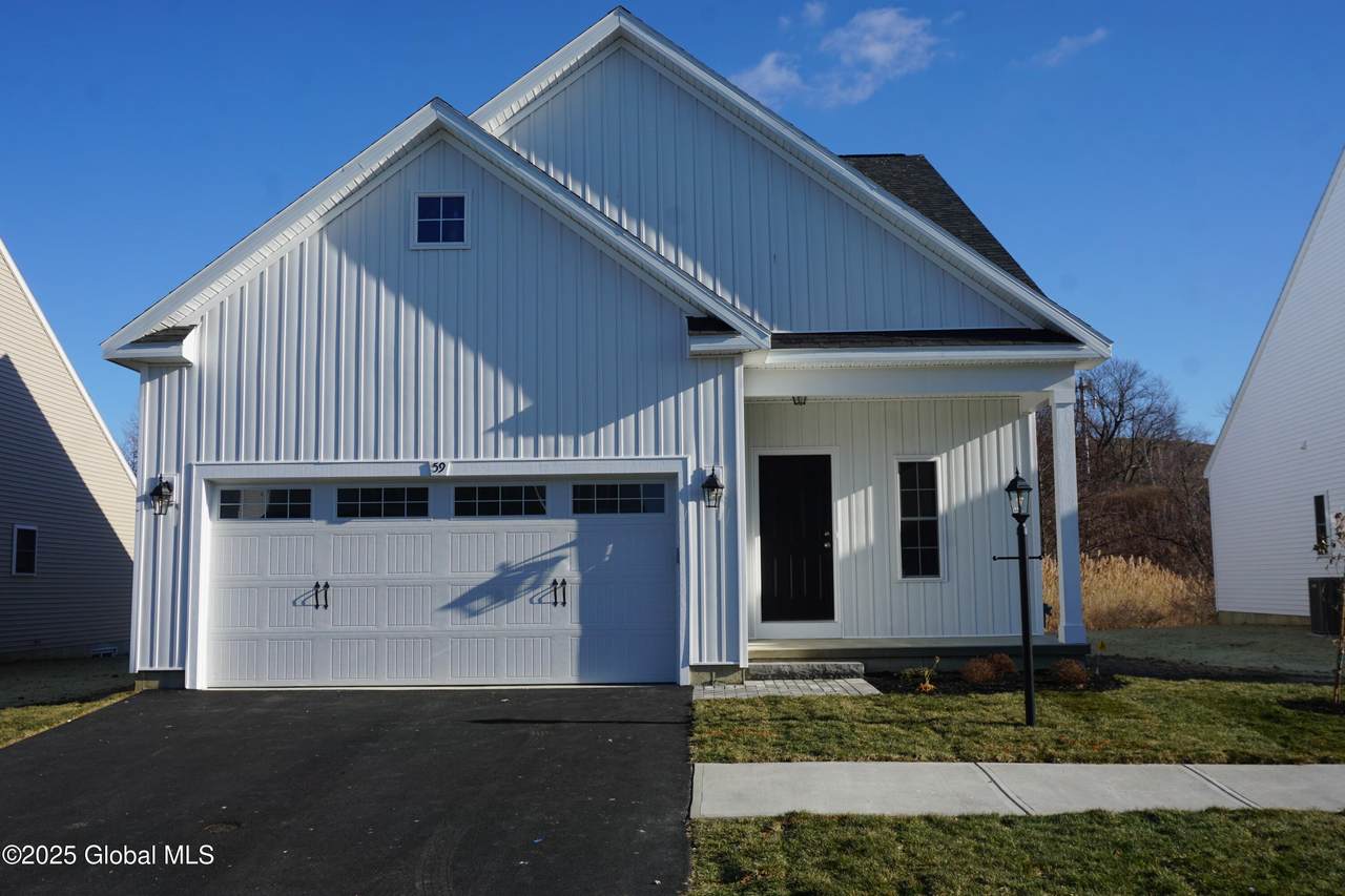 59 Nantucket Street - Photo 1