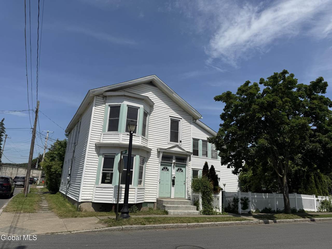 https://bt-photos.global.ssl.fastly.net/capital/1280_boomver_1_202619009-2.jpg