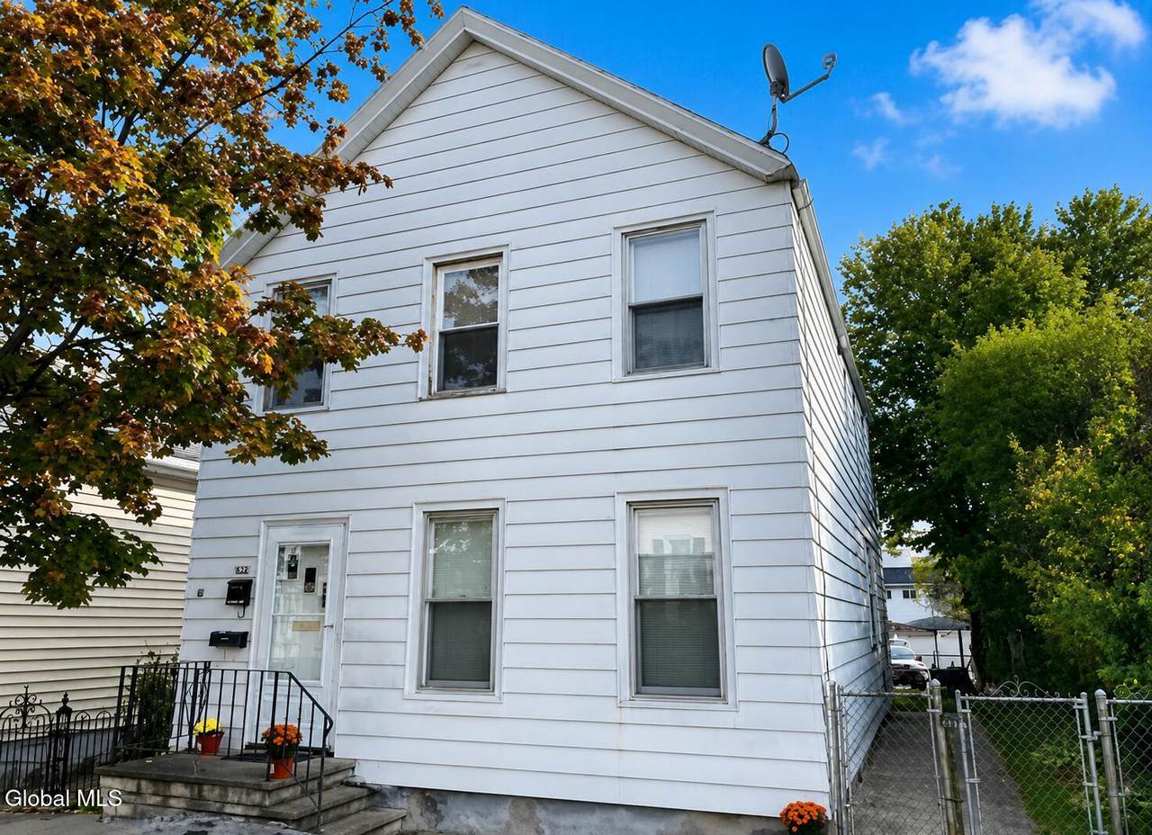 1522 7th Avenue - Photo 1