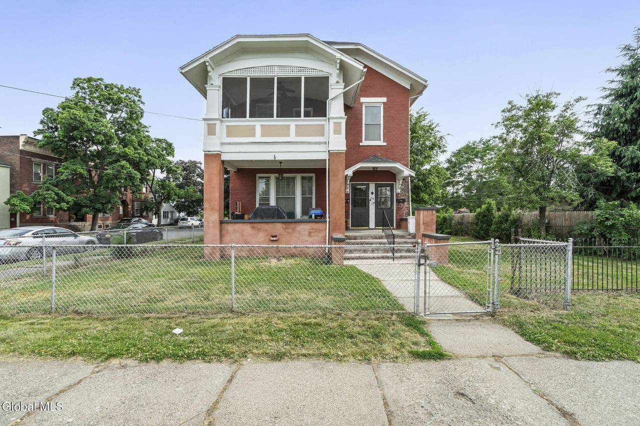 300 16th Street - Photo 1