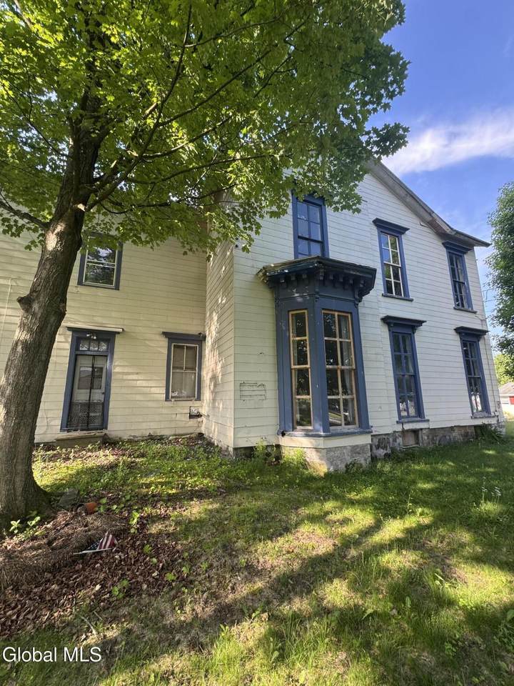 1 Griffin Avenue - Photo 1