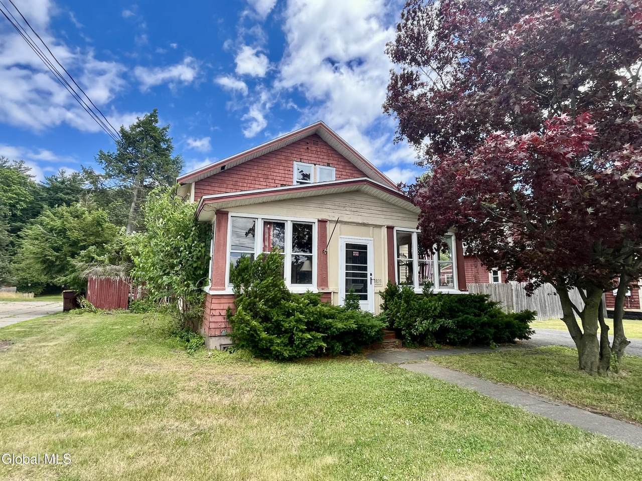 1828 Helderberg Avenue - Photo 1