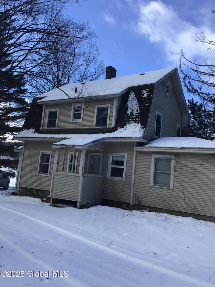 546-548 Maple Avenue - Photo 1