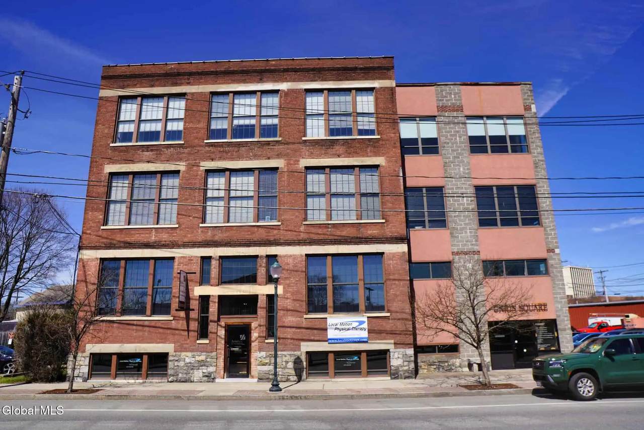 11 Broad Street - Photo 1