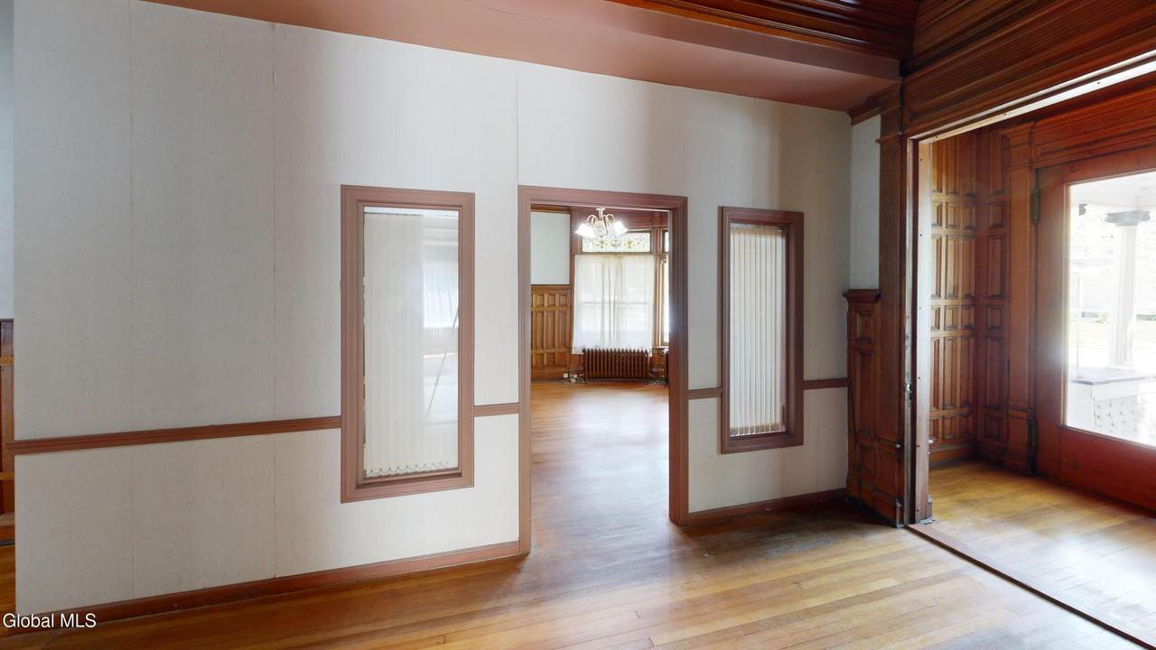 https://bt-photos.global.ssl.fastly.net/capital/1280_boomver_1_202621168-2.jpg