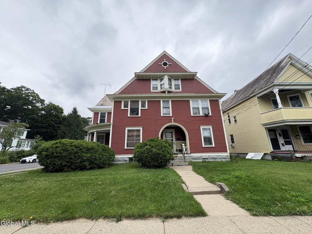 1114 Union Street - Photo 1