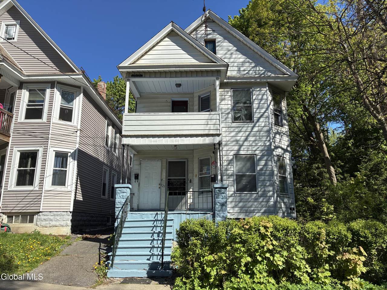 123 Lomasney Avenue - Photo 1