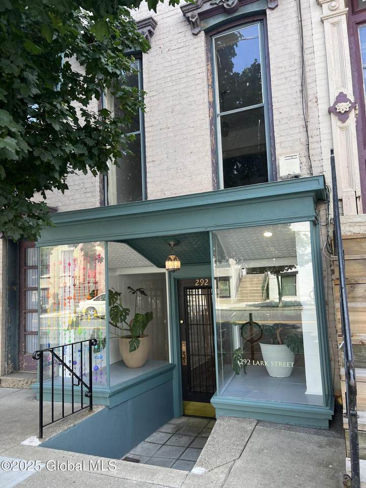 292 Lark Street - Photo 1