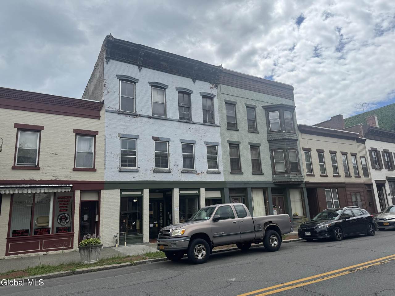 616 Second Avenue - Photo 1