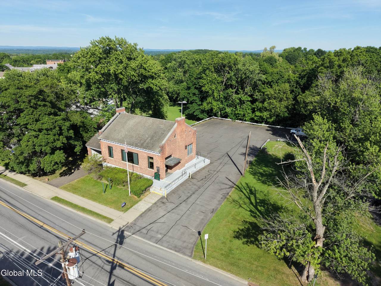186 Main Street - Photo 1